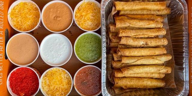25-Taquito Party Pack