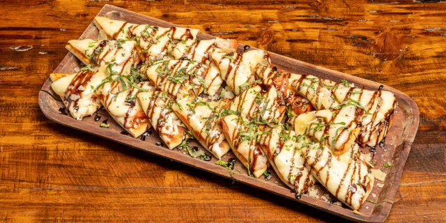 Caprese Flatbread