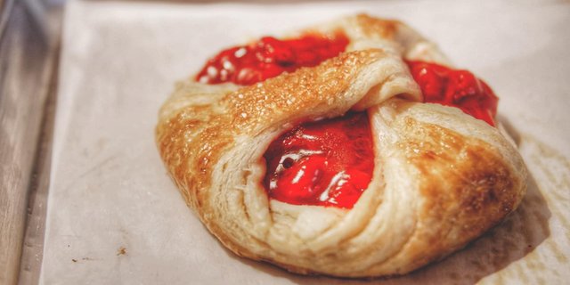 Raspberry Danish