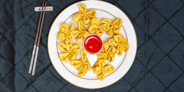Crab Rangoon (25)