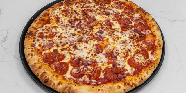 Signature Trio Pizza