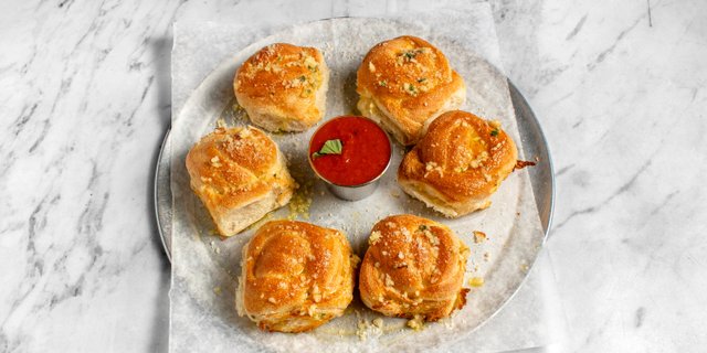 Garlic Rolls