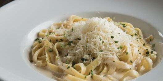 Fettuccine Alfredo w/ Shrimp