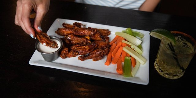 Honey Chipotle Wings