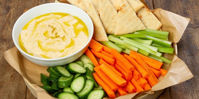 Vegetables & Hummus