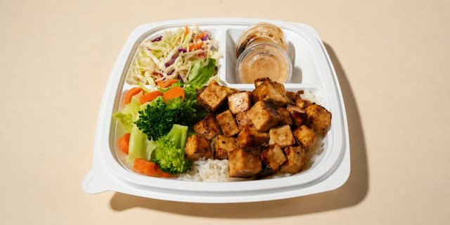 Organic Tofu Catering Plate