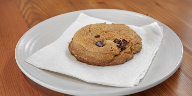 Chocolate Chip Cookie