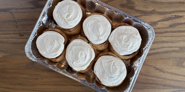Cinnamon Roll Tray
