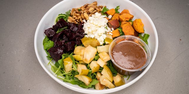 Mama T Salad
