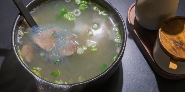 Lamb Soup w/ Rice Noodles