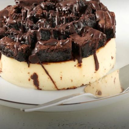 10" Whole Brownie Explosion Cheesecake