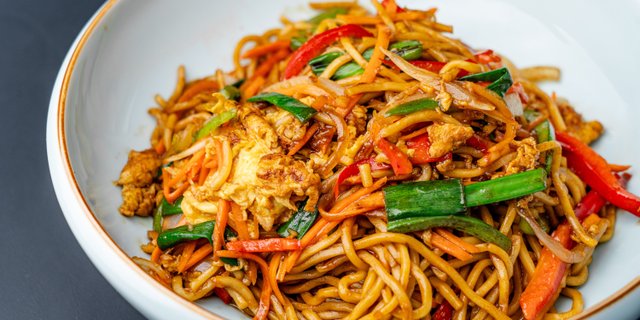 Chicken Lo Main