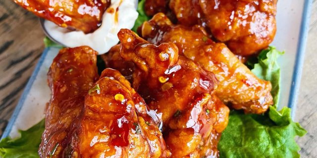 Sweet Chili Garlic Jumbo Hitch Wings