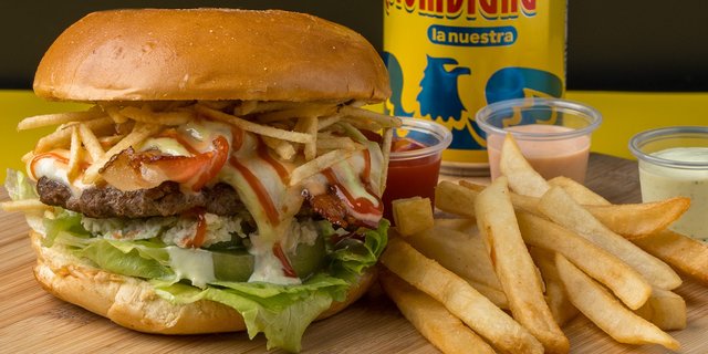 Traditional Burger