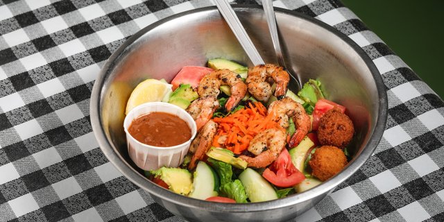 Grilled Shrimp Salad