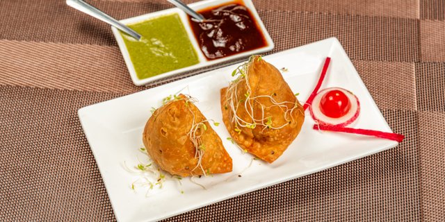 Vegetable Samosa