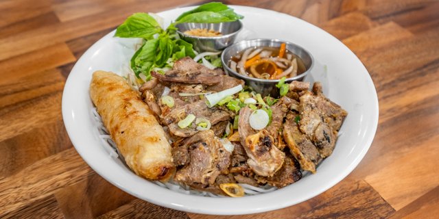 Bún Chả Giò