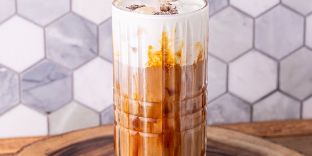 Earl Gray Crumble Cheese Tea