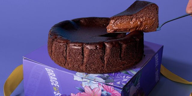 Chocolate Basque Burnt Whole Cheesecake