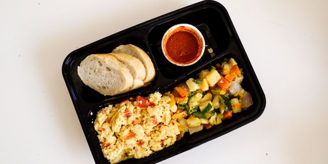 Hot Breakfast Box w/ Bacon