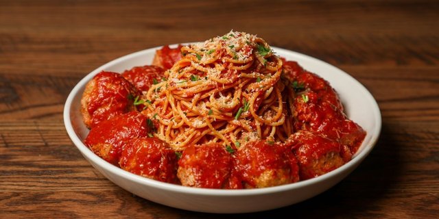 Spaghetti & Meatballs