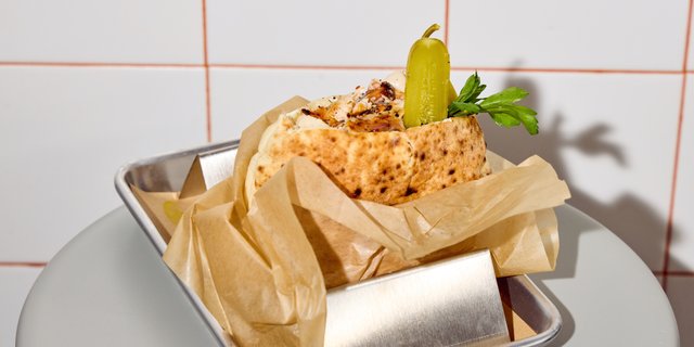 Harissa Chicken Pita