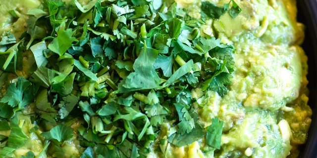 Craft-Your-Own Guacamole