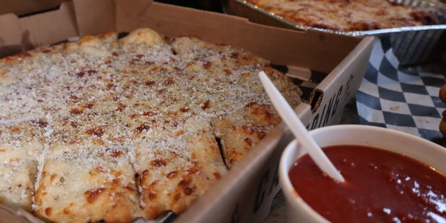 Cheesy Garlic Breadsticks
