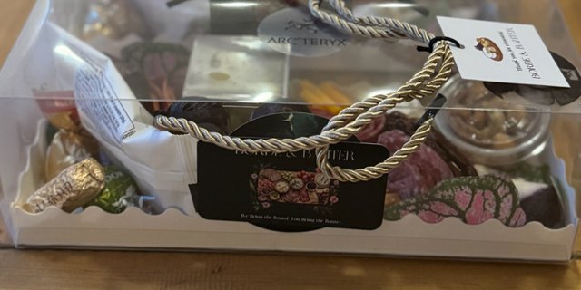Petite Takeaway