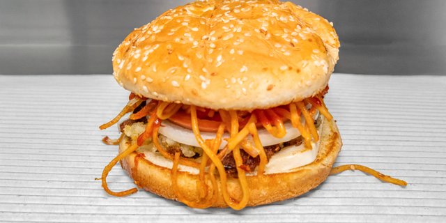 Veggie Noodle Burger