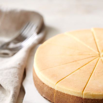 10" Whole Plain Cheesecake