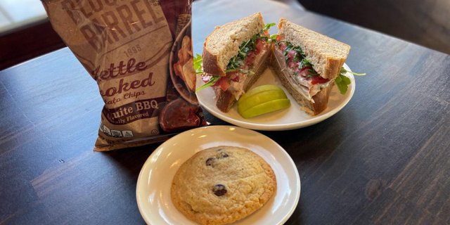 Turkey & Garlic Aioli Sandwich Box