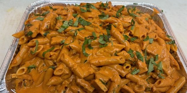 Penne w/ Vodka Sauce Tray
