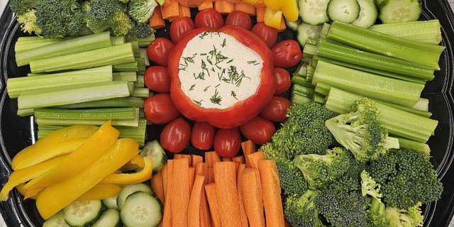 Fresh Veggies Tray w/ House Ranch