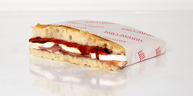 Milla Sandwich