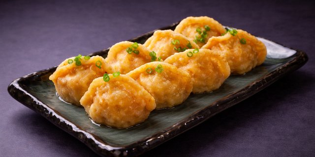 Boiled Chicken, Mushroom & Corn Dumplings