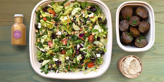 Market Mediterranean Salad
