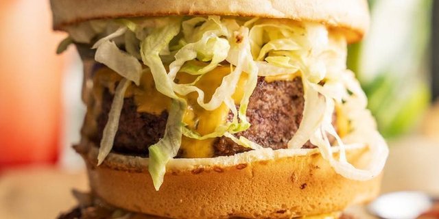 Double Kahuna Burger