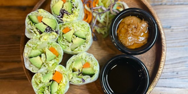 Avocado Fresh Rolls