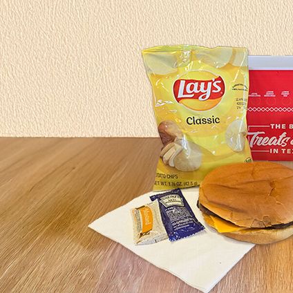 Hungr-Buster Burger W/ Cheese Boxed Lunch