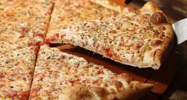 Mikey's Late Night Slice