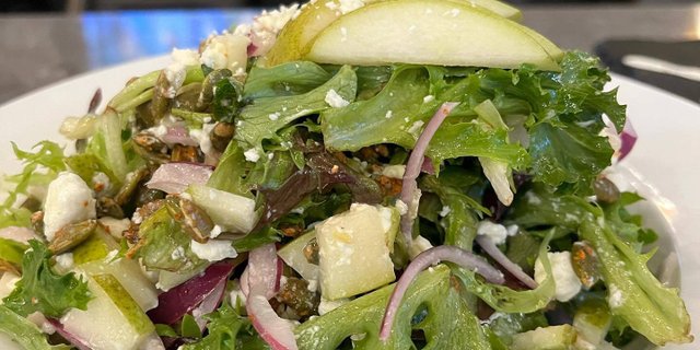 Pear & Goat Cheese Salad