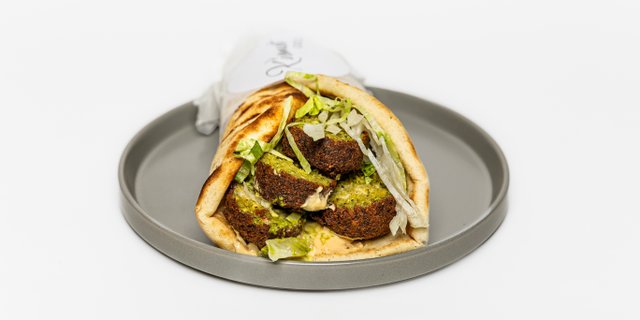 Falafel & Hummus Gyro