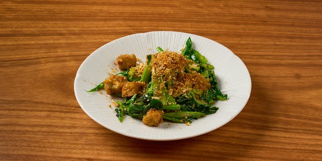 Pad Kha Na Tofu Tray
