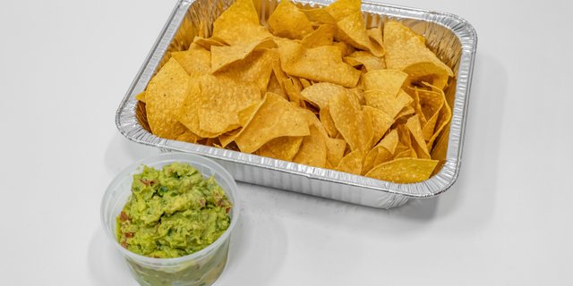 Chips & Guacamole