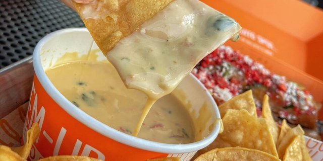 Chips & Queso