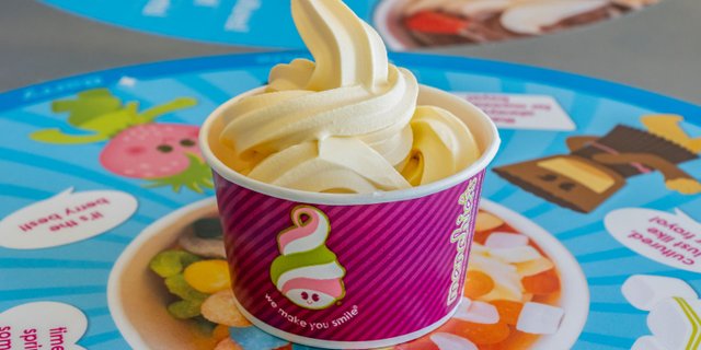 Frozen Yogurt for Ten