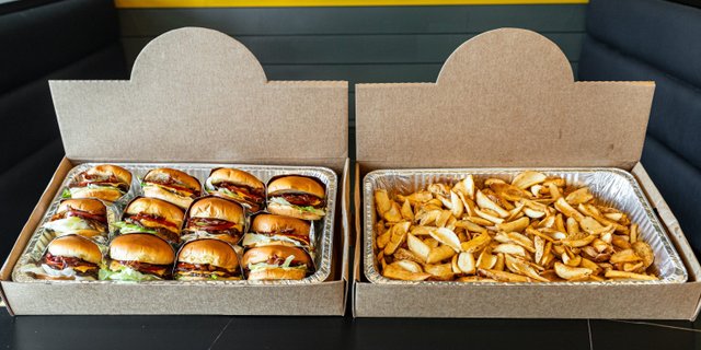 Deluxe Burger Box With Fries