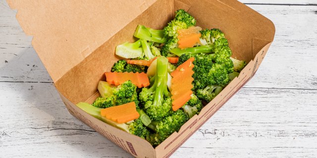 Broccoli & Carrots