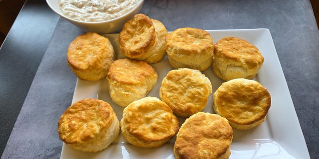 Biscuits & Gravy Combo